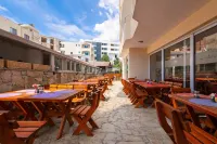 Apart-Hotel Saraj - Frühstück