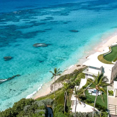 Azura Bermuda Hotels near Astwood Cove Beach