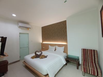 The Cabin Hotel Wirobrajan