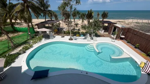 Sunrio Beach Hotel