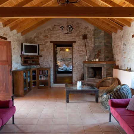 Canary House with Heated Pool, 26 Degrees
