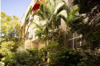 Rustic Charm 2BR Apt in Tel Aviv By Sea N' Rent Hotels in 