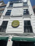 Tac Hotel Hoteles cerca de Palacio de Beylerbeyi