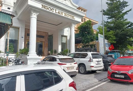Ngoc Lan Ha Long Hotel 가족 투숙 연출 이미지