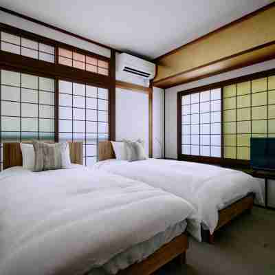 Nostalgia Oiso Awaji Rooms