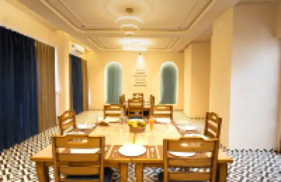 奧蘭酒店阿爾卑斯住宿