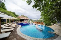 Chaweng Bay View Resort by Smith & Appy - Infinity Pools