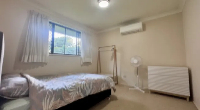 Walk to Market Square and Garden City! MacGregor