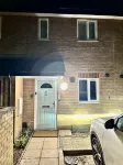 Modern 2 Bedroom House Near London City Airport, Excel, O2 & DLR with FREE Parking