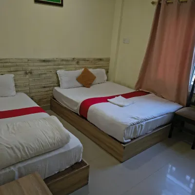 Kutumba Home Hotel berhampiran Siddharthanagar