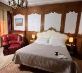 VENICE CANAL VIEW - Homestays