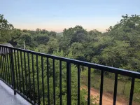 Rustic Jungle Grand Cabana Habarana - parking