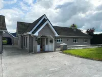 Private rooms at Ballysax House Hotels near Kerdiffstown Park