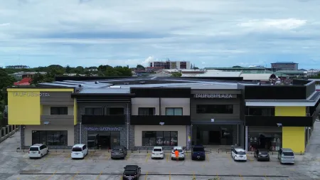 Taufusi Hotel Отели в г. Si'umu