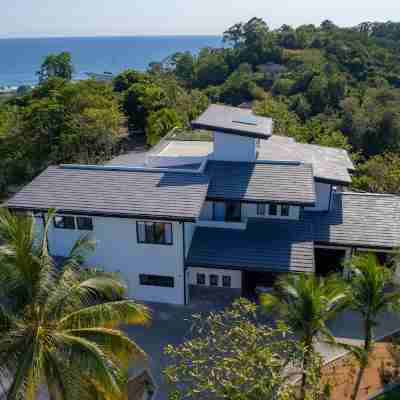 Casa Marlin Jaco Hotel Exterior