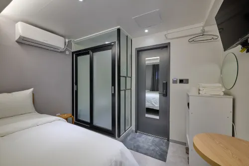 Unit J Hostel Jong-gak