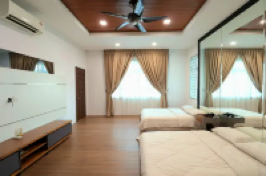Super luxury two-story semi-detached villa Batu Pahat Hotels in 