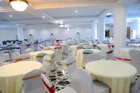Lekki Grand View Hotel - breakfast