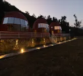 Kaafal Cottages: The Himalayan Home - parking