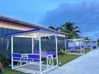 Nirawan Resort Отели рядом с достопримечательностью «Вагхор Бич»