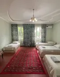 Yurta Guest House - Airport - 駐車場