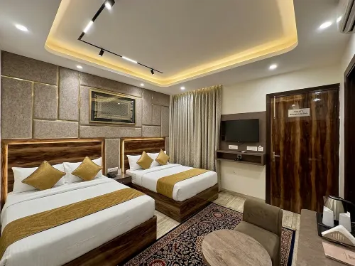 V Hotel Dev Residency IGI Airport - โฮมสเตย์