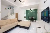 Dream - Spring | Lost World | 4 bedroom | Sleep10 by VCR - Pet-friendly