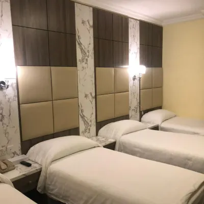 ASMA AL TAYSEER HOTEL Отели рядом с достопримечательностью «Мечеть E Taneem»
