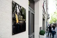 City Gallery Apartments Отели рядом с достопримечательностью «Музей Револтелла»