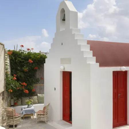 Dorion Hotel