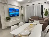 3BHK Near Airport Modern & Comfy Apartment - Condos
