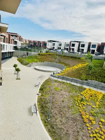 Calm & Modern Flat + Free Parking Отели в г. Кошице II