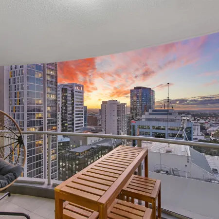 Arcade in the Sky - Views, Games & Vibes