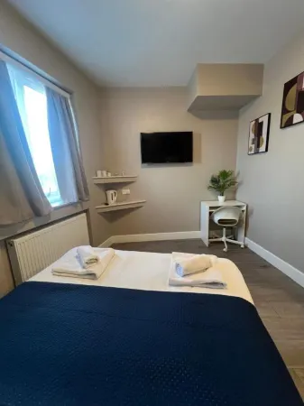 OYO Namaste Palace Отели рядом с достопримечательностью «Университет Ист-Англии»