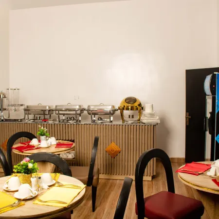 VICTORIAN BLOOM HOTEL AND RESORT ASABA