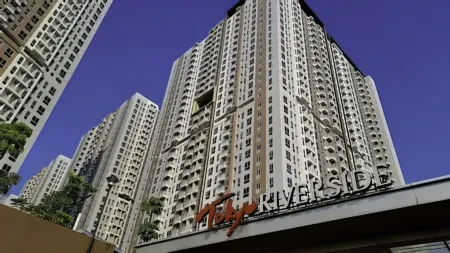 Tokyo Riverside Apartment by Emily in Town