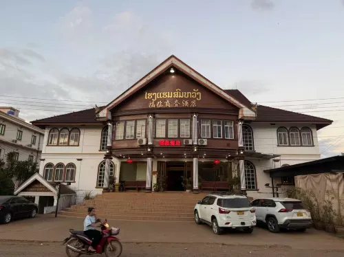 Somvang Hotel