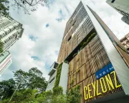 Ceylonz Suites KLCC Rooftop Infinity Pool KL Tower View