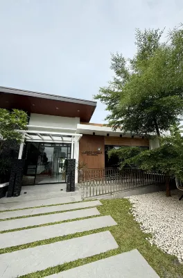 Choox Villa Hotel