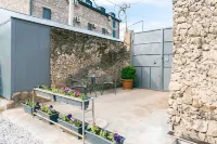 Modern Tiny House - جديد