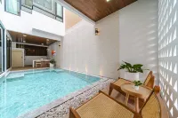Serene Pool Villa Pattaya - 4-نجوم