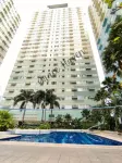 2 Bedroom Suite Condotel with Fast WIFI near BGC and Venice Grand Canal