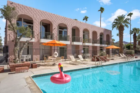 팜 데저트 스위트