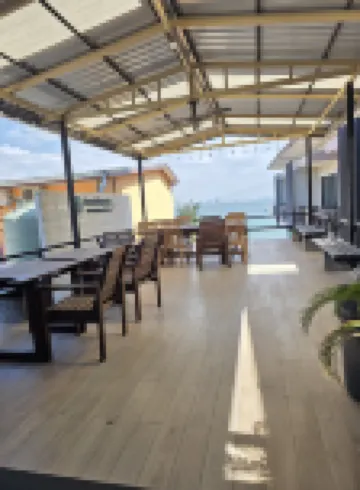 ANATANA KOH LARN