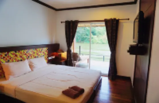 Koh Mueangkarn Paradise View Resort