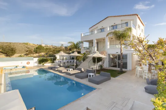 VILLA BELLA ELENA