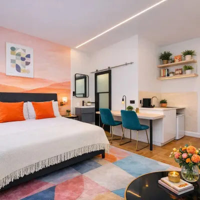 Spacious Studio Flat on Brick Lane in Shoreditch, Near Tower Bridge, London ショアディッチ周辺のホテル