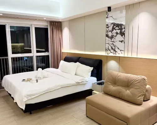 Venice Luxe Cozy Suite｜Netflix & Pool Access Hotéis em Taguig