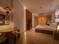 Unison Residences - The Harmony Hoteles cerca de Lago Trúc Bạch