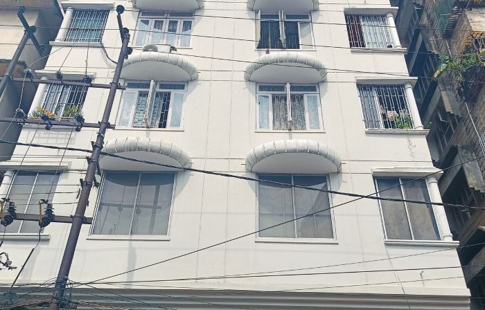 Kinza | AC Room Near Railway Station | Panbazar